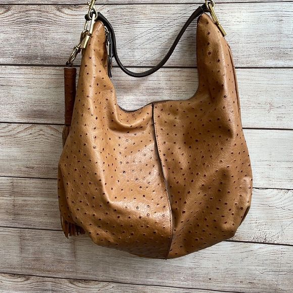 G.I.L.I. LARGE CROSSBODY IN TAN OSTRICH EMBOSSED LEATHER - Picture 6 of 8